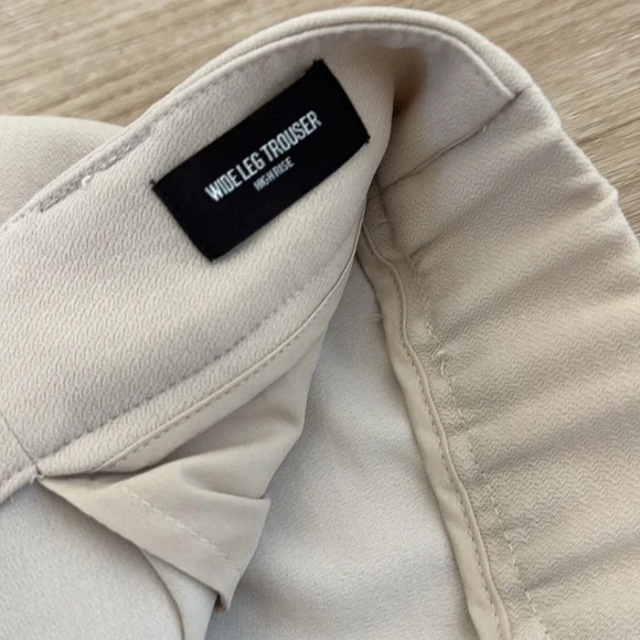 Express Beige Wide-Leg Trousers size 8 - Picture 3 of 5
